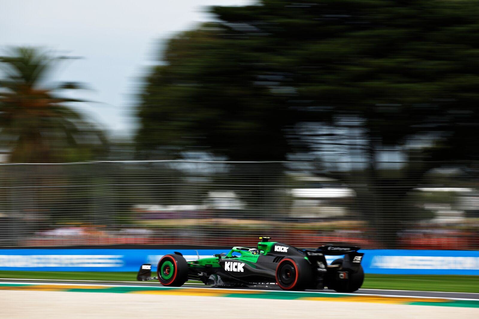 large-2025 Australian Grand Prix - Saturday
